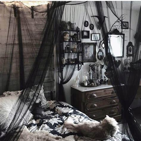 Get Inspired: Creepy and Cool Gothic Witch Bedroom Ideas